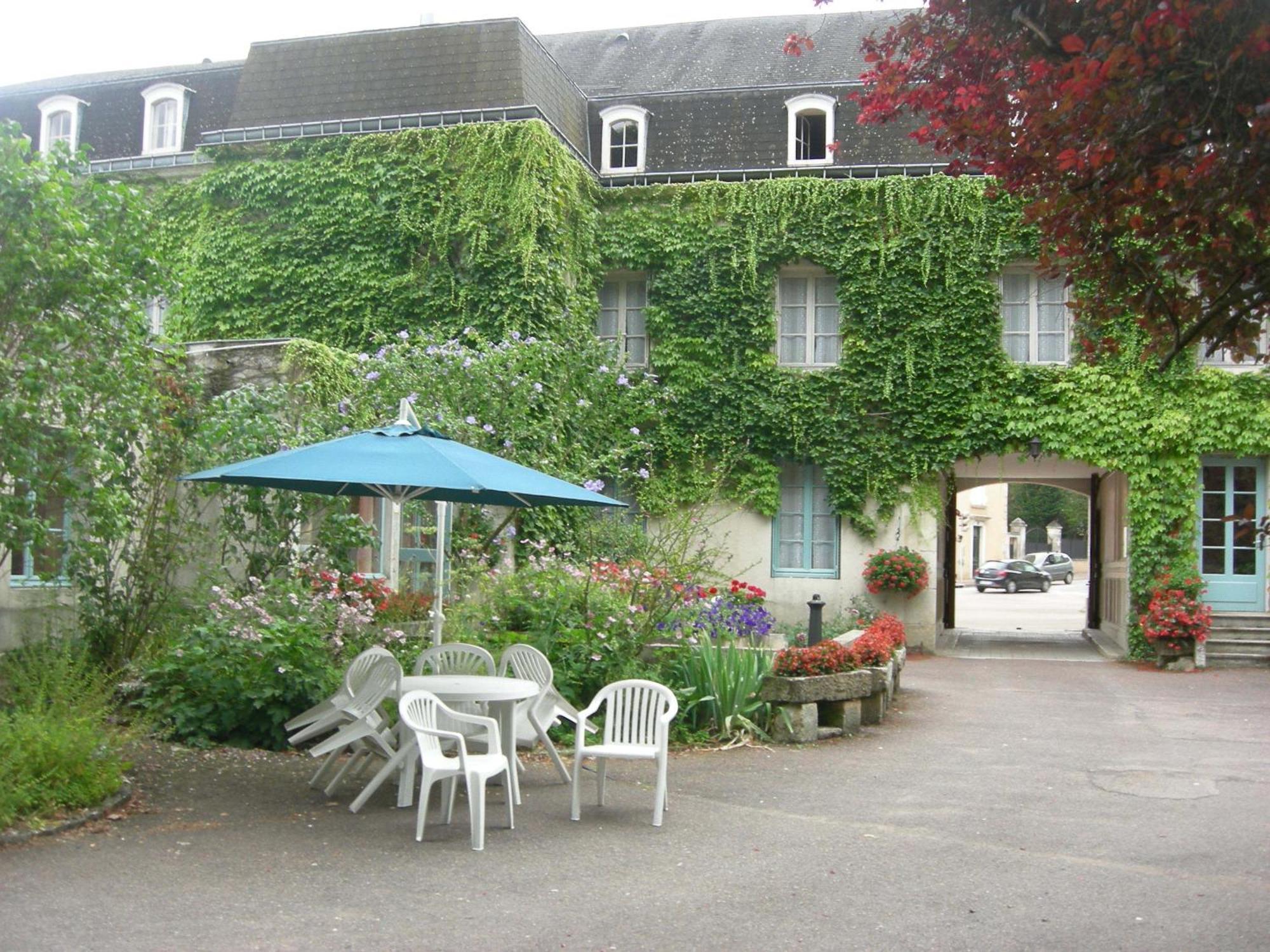 Cit'Hotel Avallon Vauban Eksteriør bilde