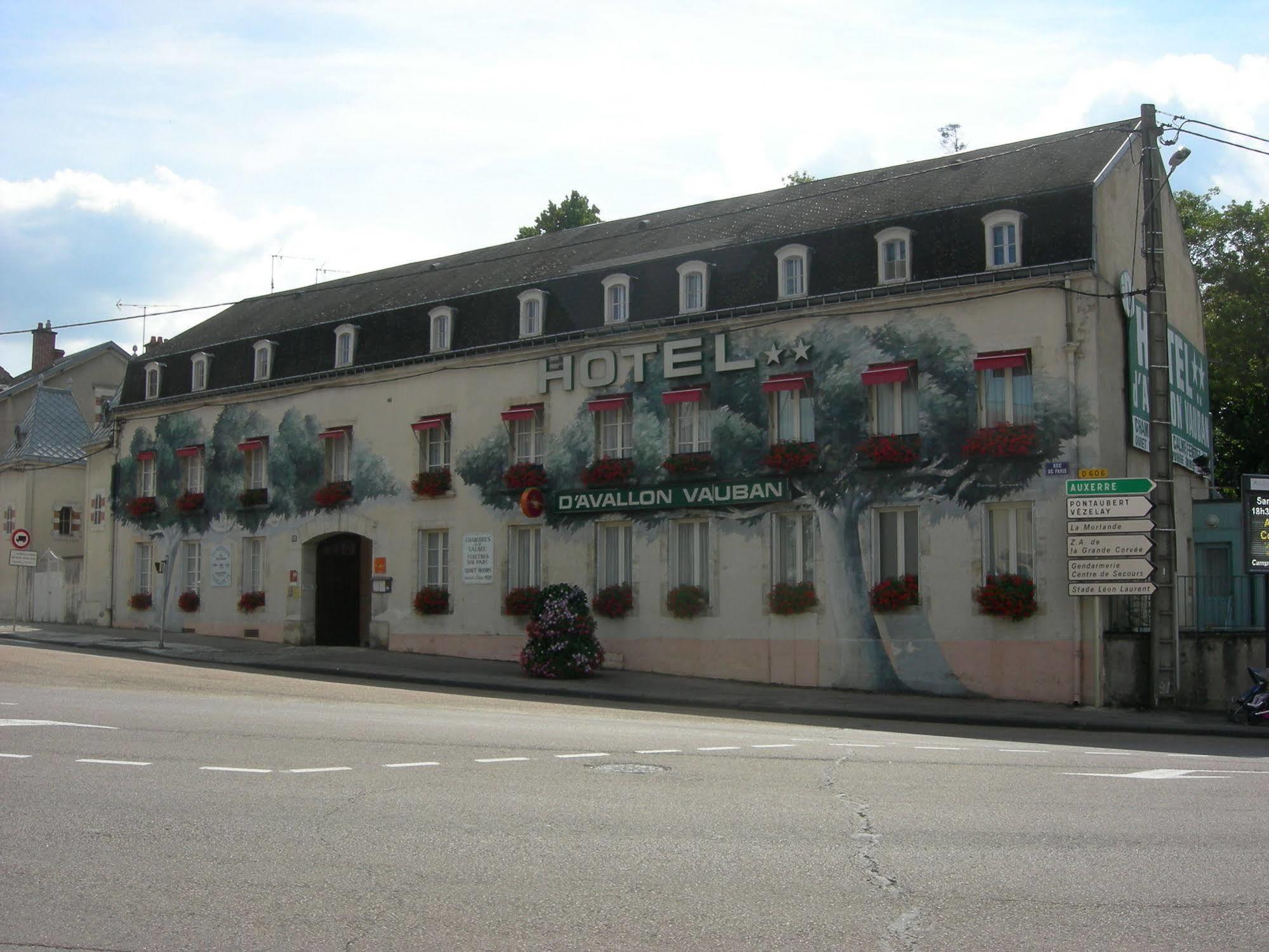 Cit'Hotel Avallon Vauban Eksteriør bilde